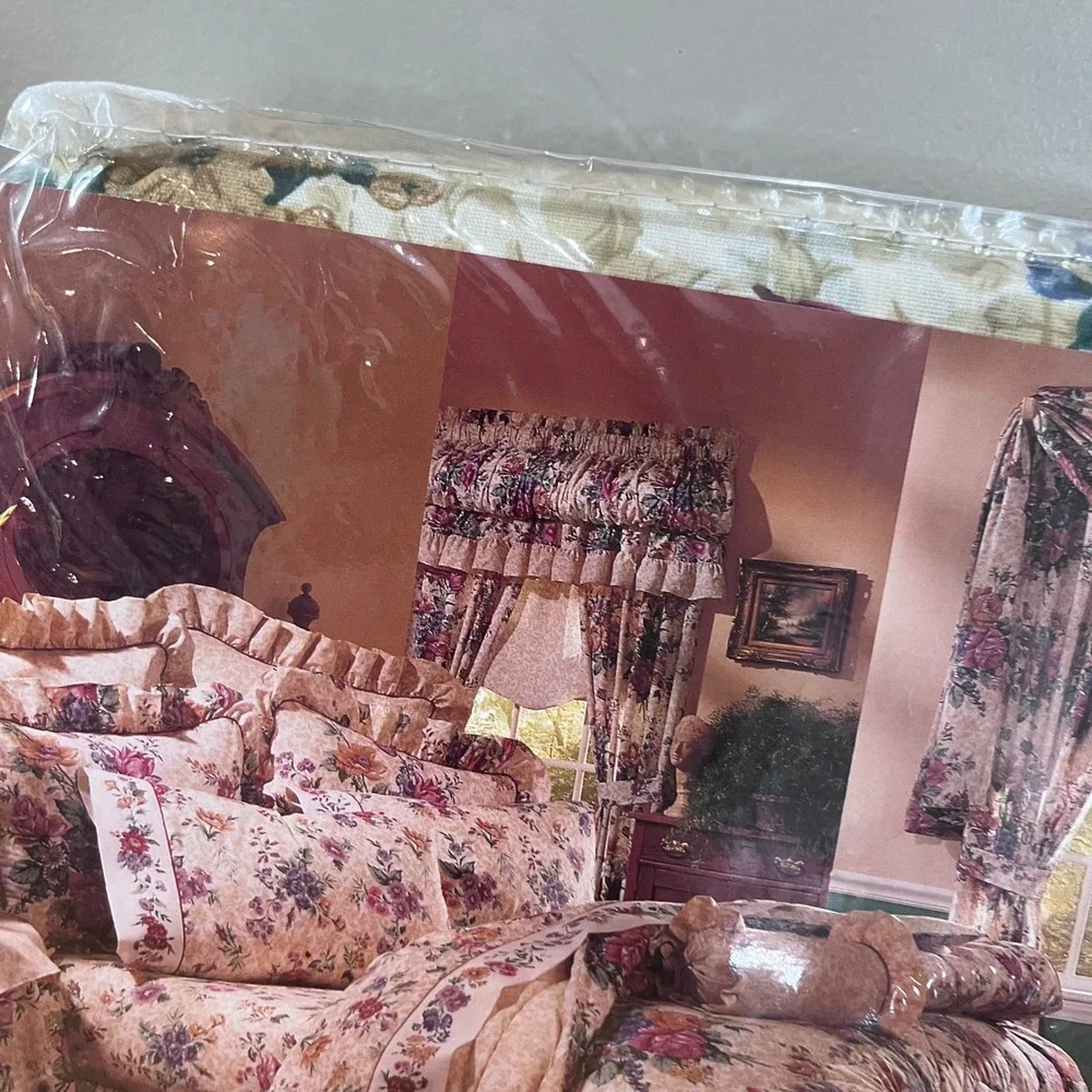 Vtg Dan River Heirloom Bouquet Floral Drapes 84x84 Cottagecore Window Set NEW